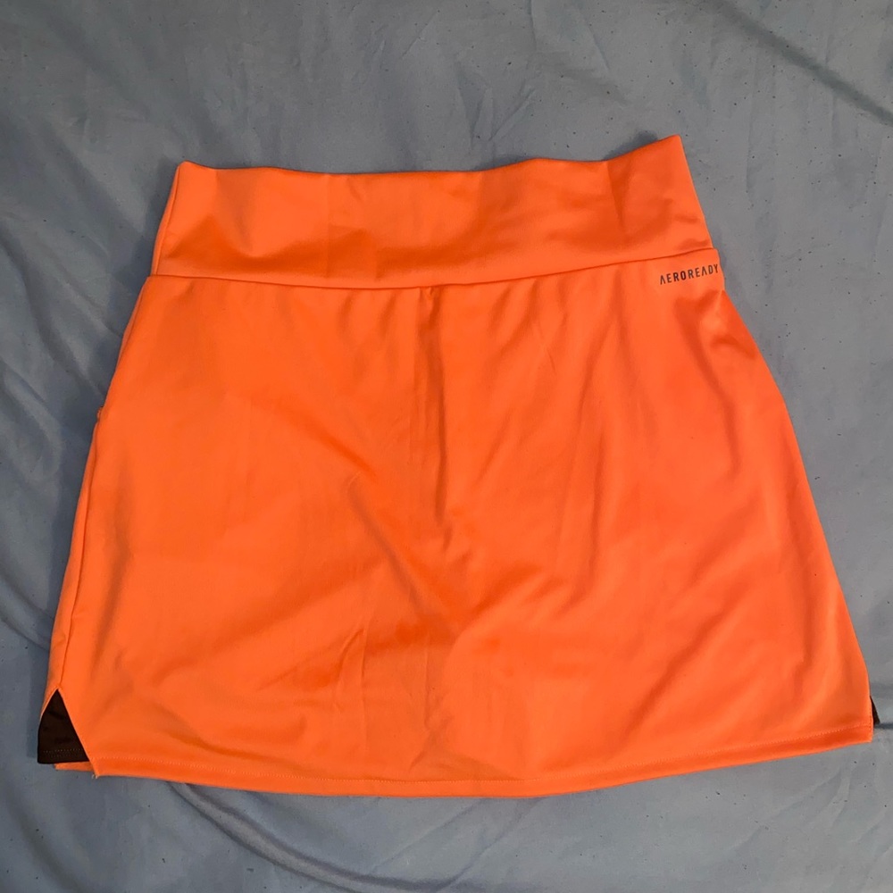ADIDAS GIRLS RUFFLE SKORT - Picture 2 of 5